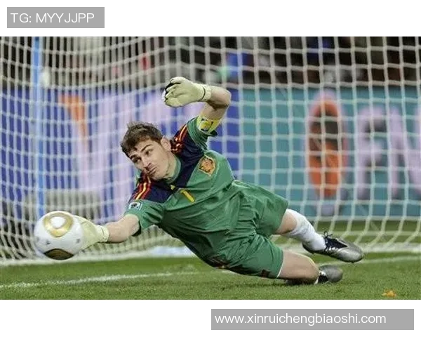 足球巨星归乡之旅感动家乡人民重温青春岁月